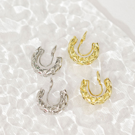 Engraved Clip-On Earrings - 18K Gold Plated - Clip-On Earrings - ONNNIII