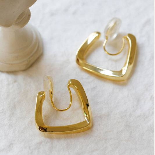 Twisted Square Clip-On Earrings - 18K Gold Plated - Clip-On Earrings - ONNNIII