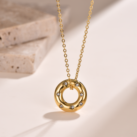 Circle Pendant Necklace - Cubic Zirconia - 18K Gold Plated - Hypoallergenic - Necklace - ONNNIII