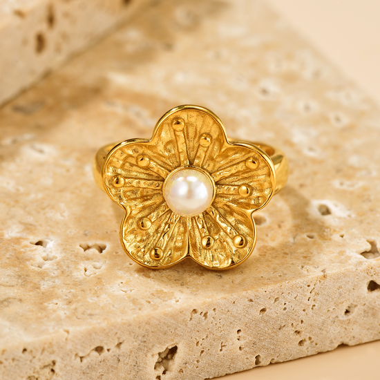 Flower Ring Inlaid with Pearl - 18K Gold Plated - Hypoallergenic - Ring - ONNNIII