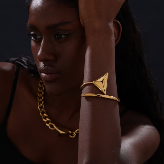 Triangle Cuff Bangle - Unisex - 18K Gold Plated - Hypoallergenic - Bracelet - ONNNIII