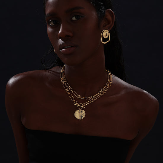 T-bar Curb Chain Necklace with Ancient Coin - Unisex - 18K Gold Plated - Necklace - ONNNIII