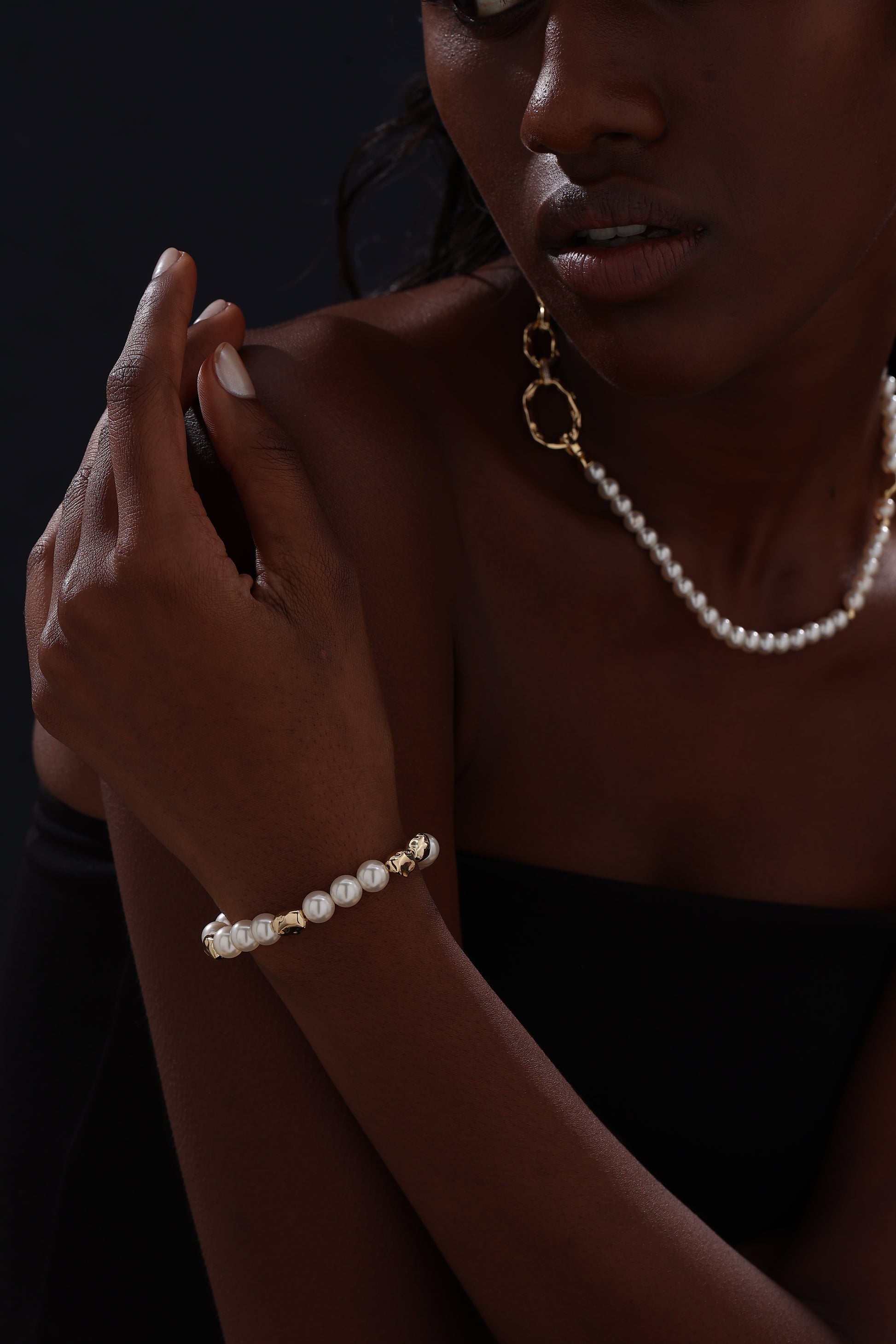 Pearl Beaded Bracelet - 18K Gold Plated - Bracelet - ONNNIII