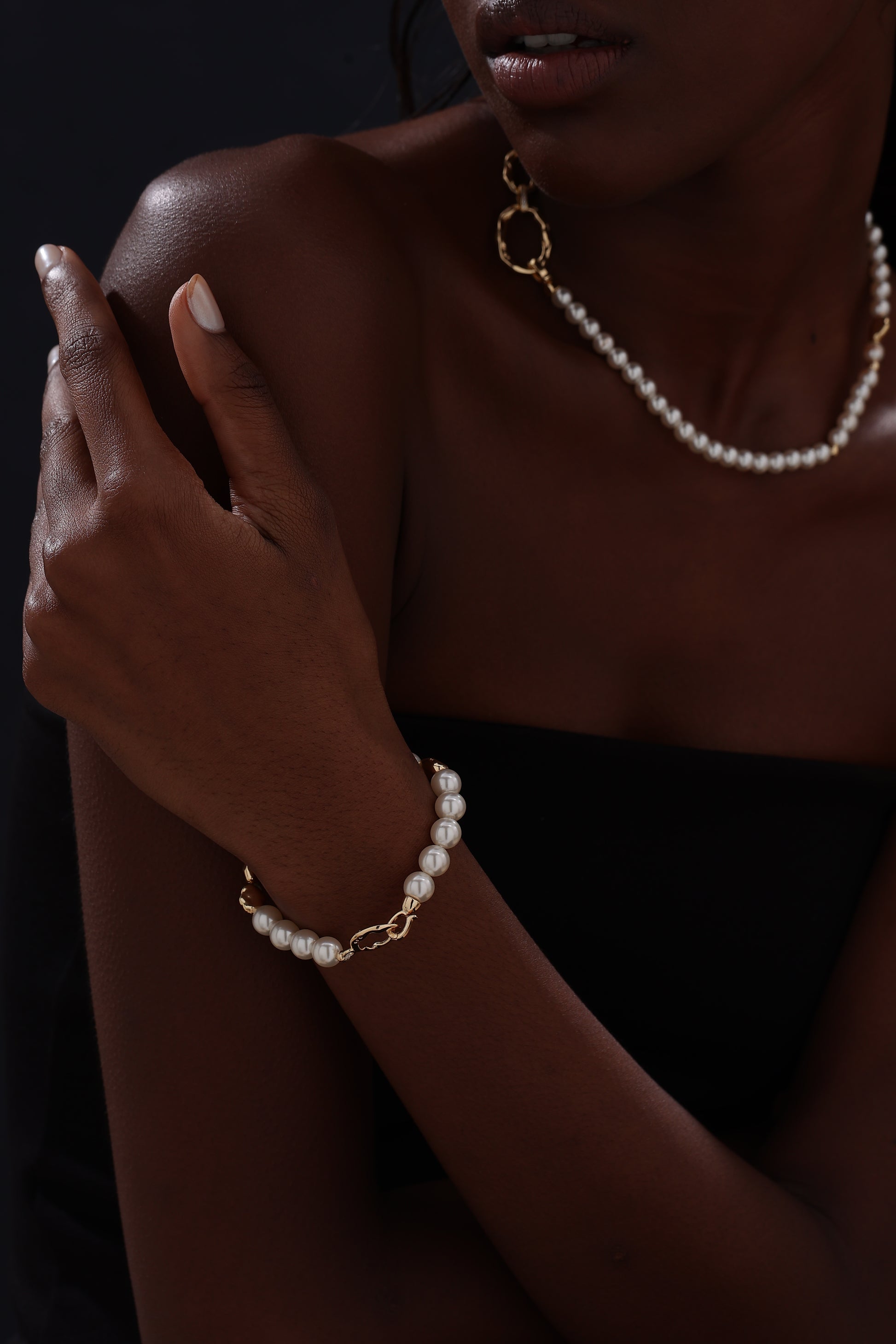 Pearl Beaded Bracelet - 18K Gold Plated - Bracelet - ONNNIII