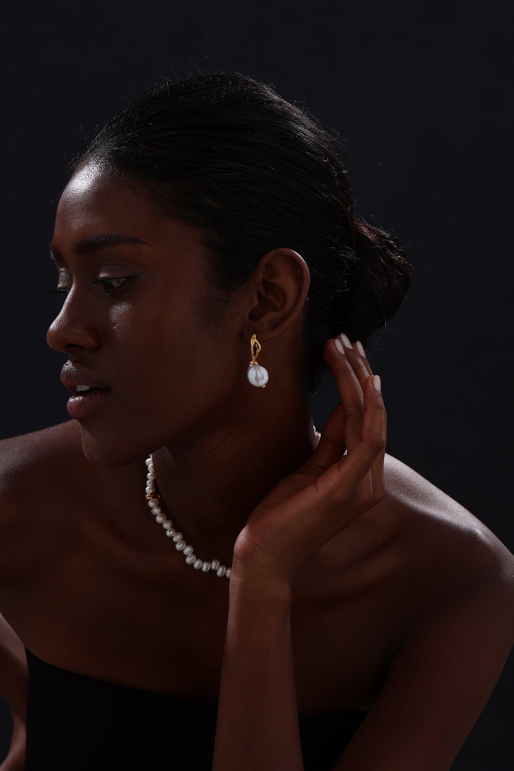 Keshi Pearl Hoop Drop Earrings - 22K Gold Vermeil - Earrings - ONNNIII