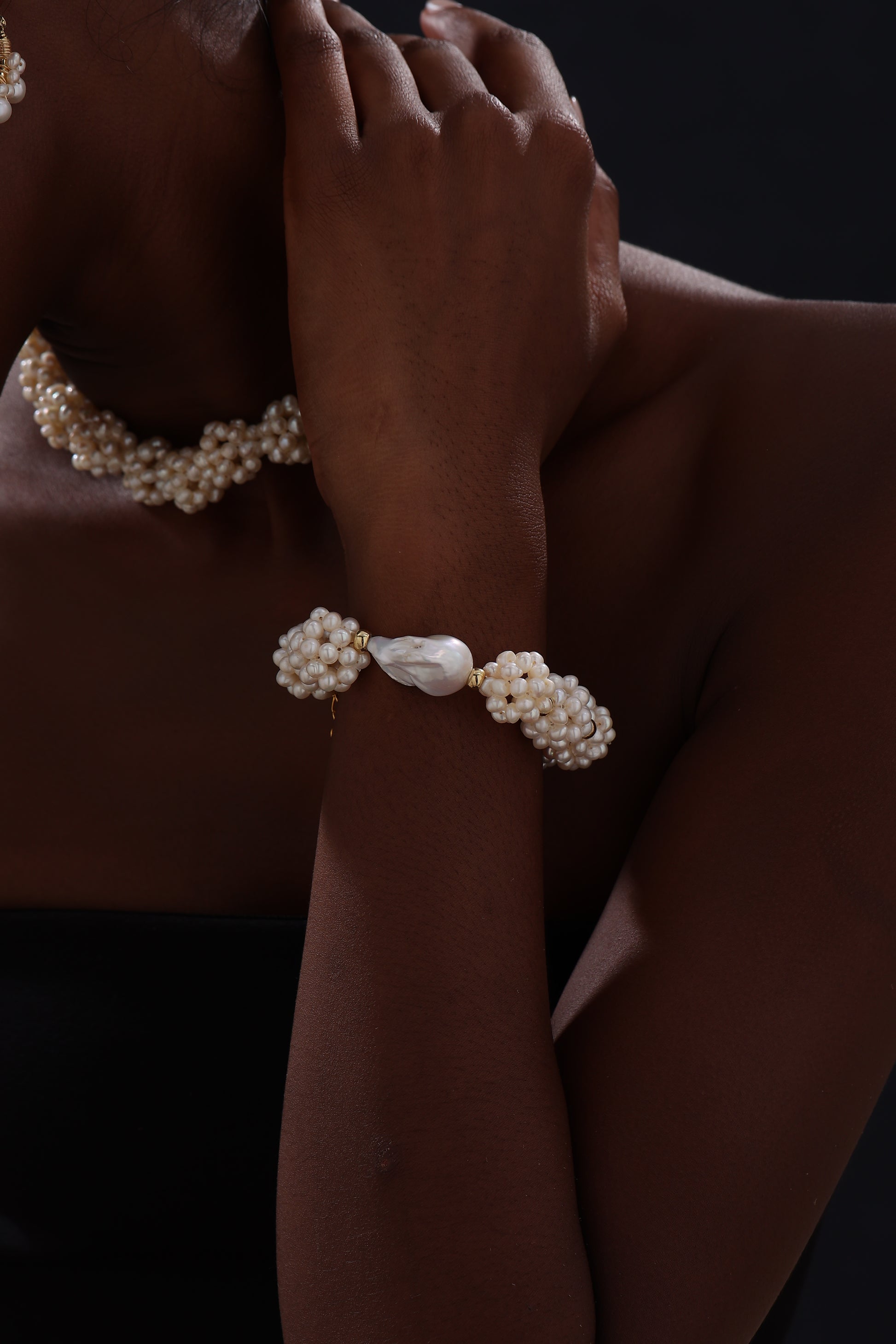 Flower Garden Baroque Pearl Bracelet - Bracelet - ONNNIII