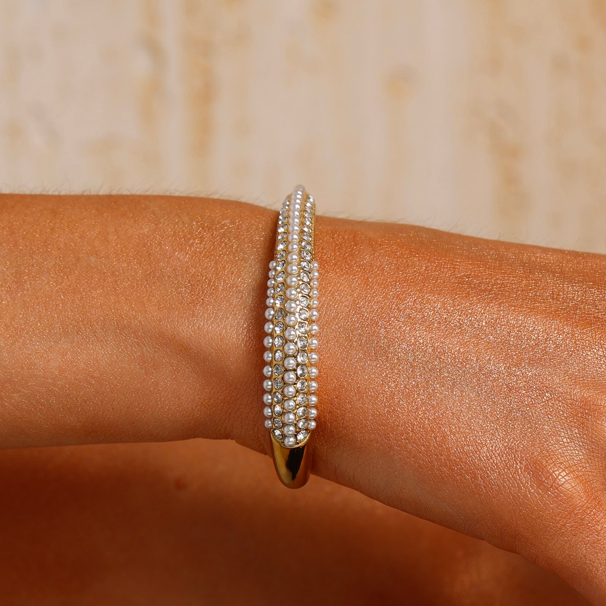 Cuff Bangle Inlaid with Pearls & CZ - 18K Gold Plated - Hypoallergenic - Bracelet - ONNNIII