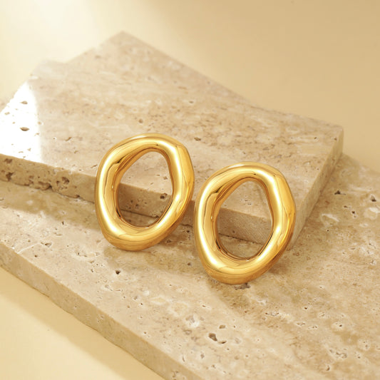 Oval Wave Stud Earrings - 18K Gold Plated - Earrings - ONNNIII