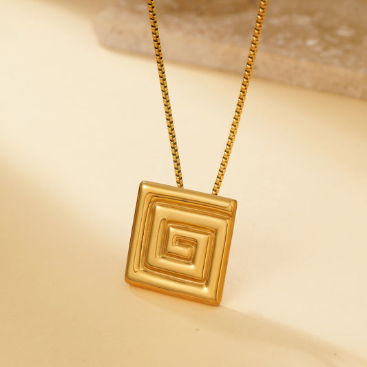 Textured Square Pendant Necklace - Unisex - 18K Gold Plated - Hypoallergenic - Necklace - ONNNIII