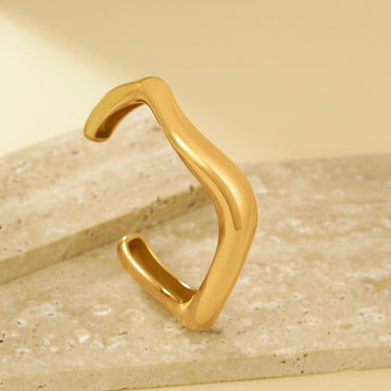 Wave Bangle - 18K Gold Plated - Bracelet - ONNNIII