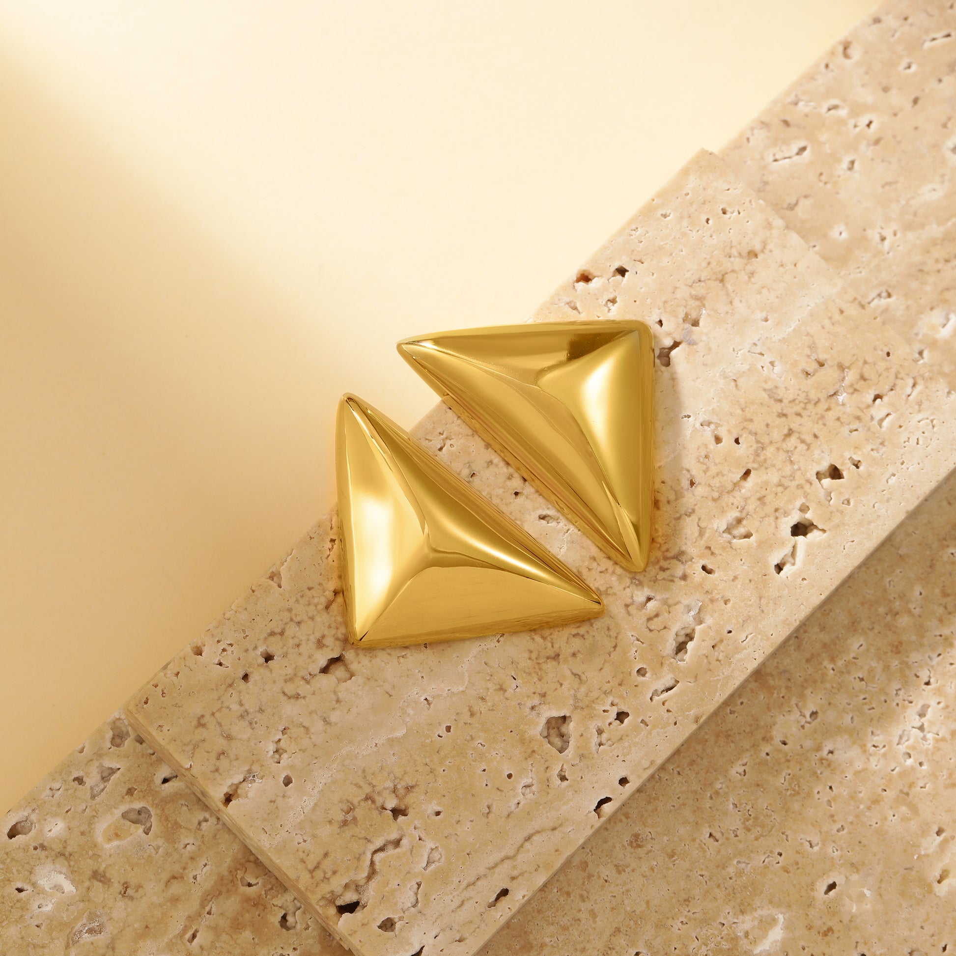 Triangle Stud Earrings - 18K Gold Plated - Hypoallergenic - Earrings - ONNNIII