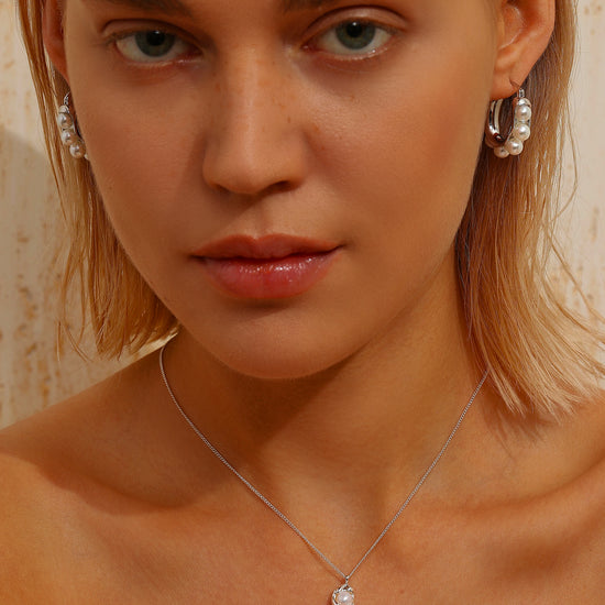 Pearl Hoop Earrings - Silver - Earrings - ONNNIII