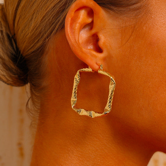 Square Twist Textured Hoop Earrings - Gold - Earrings - ONNNIII