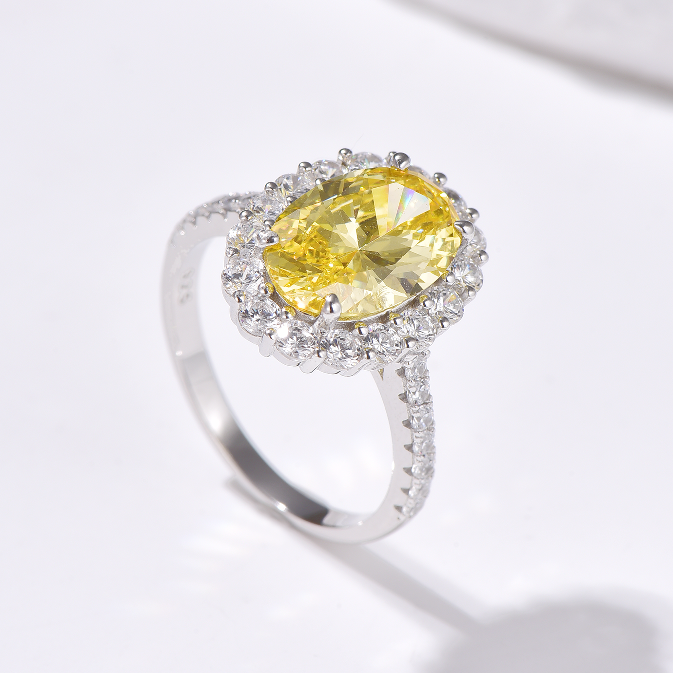 5.6 ct Halo Oval Brilliant Cut High Carbon Diamond Pavé Ring - Rhodium Plated Sterling Silver - Yellow - Ring - ONNNIII