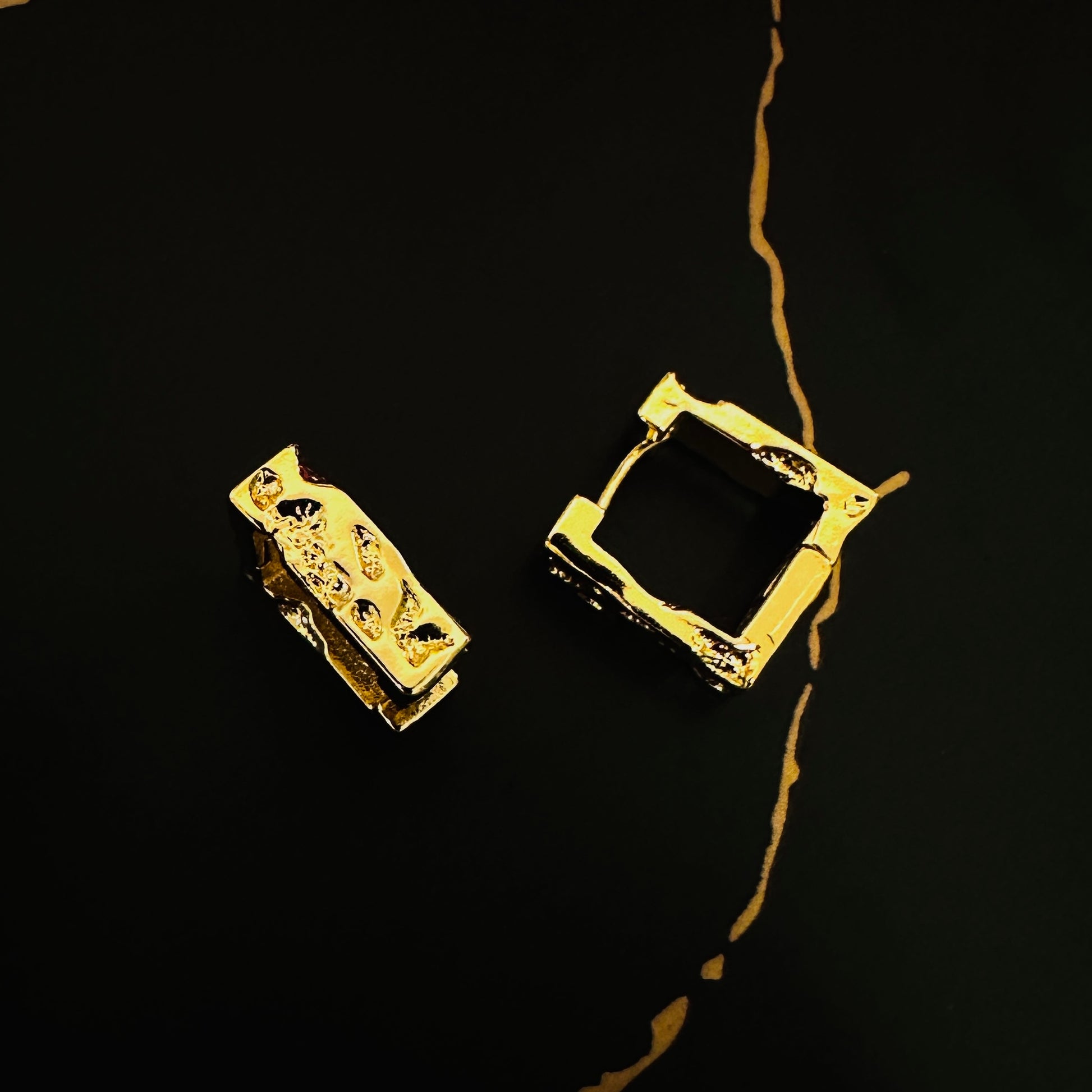 Square Erosion Hoop Earrings - Gold - Earrings - ONNNIII