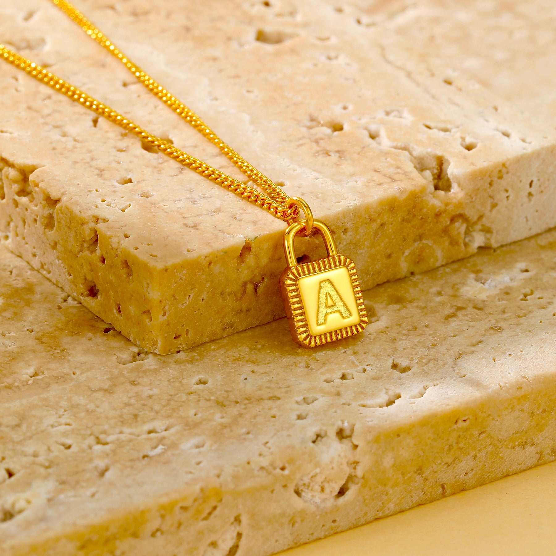 Letter Lock Pendant Necklace - 18K Gold Plated - Necklace - ONNNIII